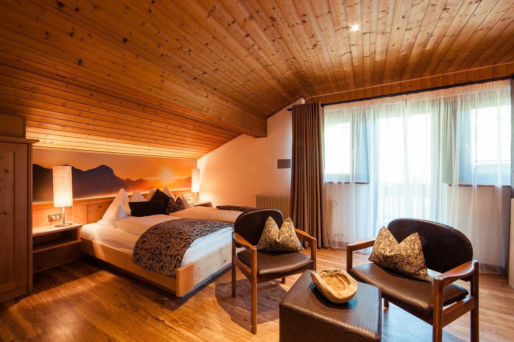 Siegi - Aparthotel & Retreat ปาร์ชีเนส ภายนอก รูปภาพ