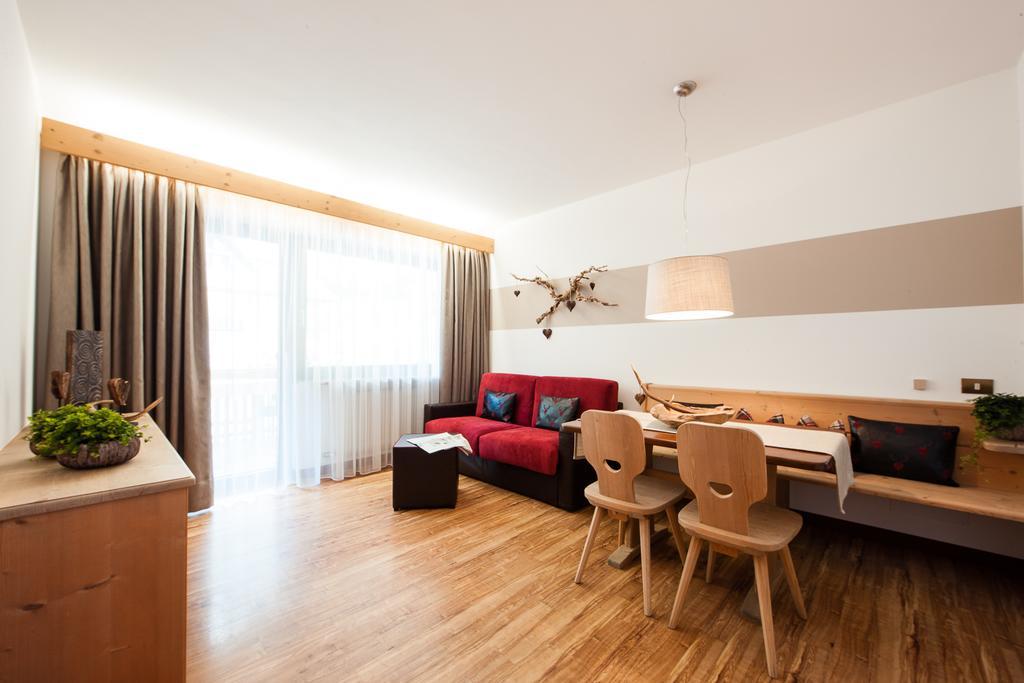 Siegi - Aparthotel & Retreat ปาร์ชีเนส ภายนอก รูปภาพ